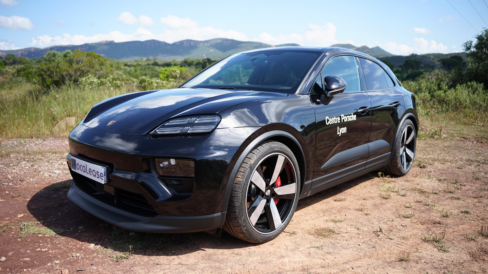 Essai longue distance : Que vaut le Porsche Macan 4S électrique sur 1000 km d’autoroute ?